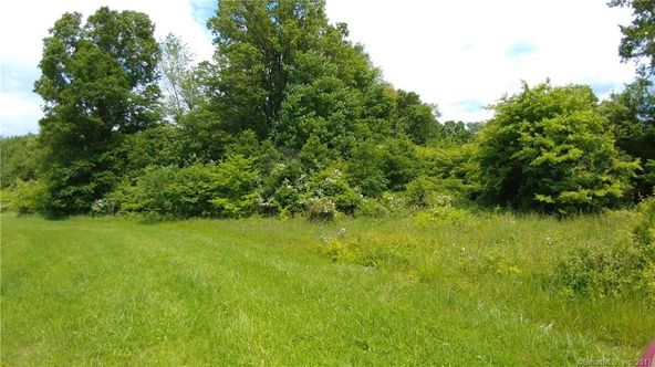 20 Oliver Rd, Enfield, CT 06082